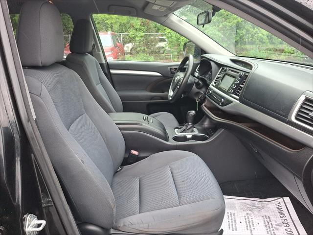 2015 Toyota Highlander LE V6