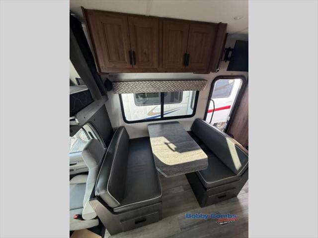 2024 Ford E-450 Cutaway Unknown