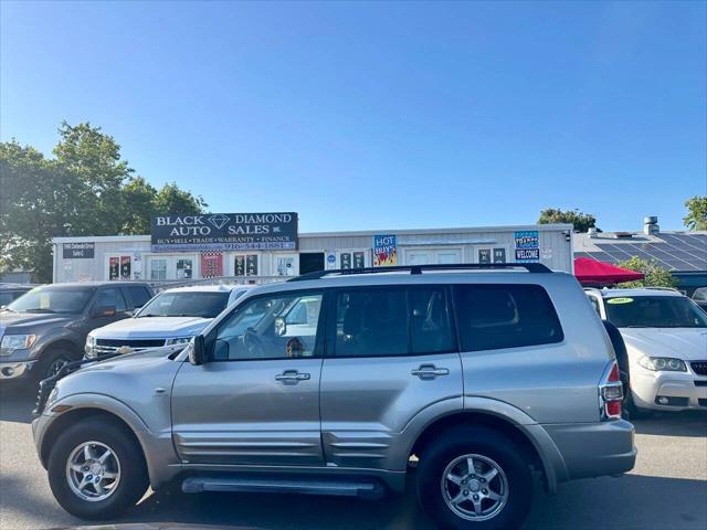 2001 Mitsubishi Montero Limited