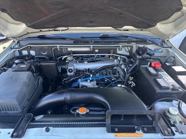 2001 Mitsubishi Montero Limited