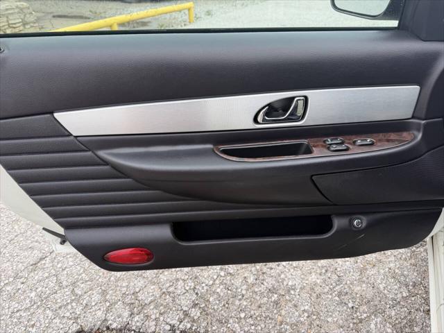 2003 Ford Thunderbird Premium 2dr Convertible w/ Removable Top