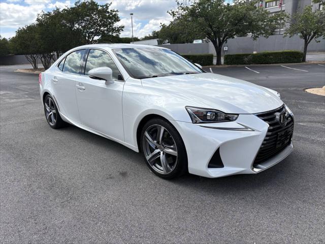 2017 Lexus IS 200t Base 4dr Sedan