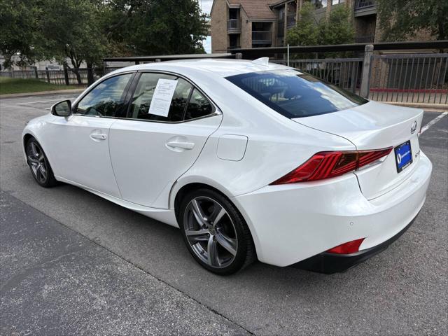 2017 Lexus IS 200t Base 4dr Sedan