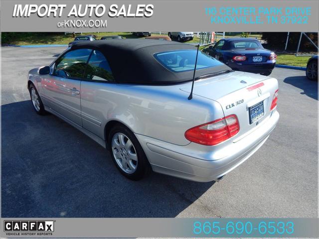 2002 Mercedes-Benz CLK-CLASS CLK 320 2dr Cabriolet