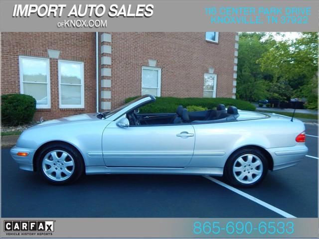 2002 Mercedes-Benz CLK-CLASS CLK 320 2dr Cabriolet