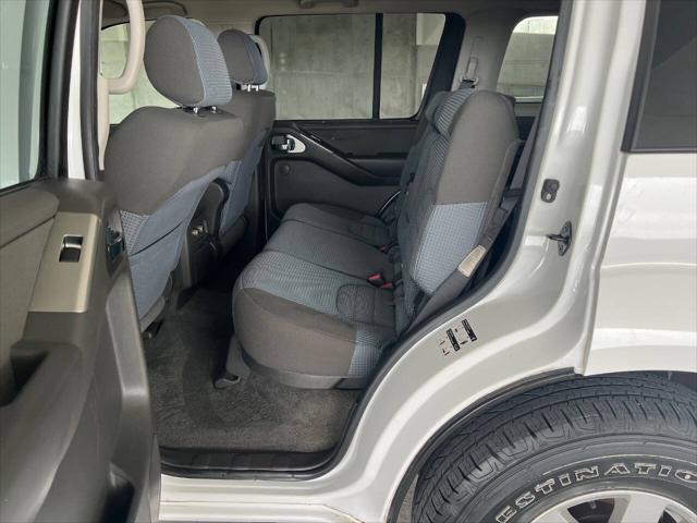 2007 Nissan Pathfinder SE Off-Road