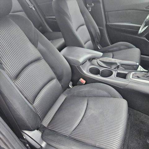 2014 Mazda Mazda3 i Touring
