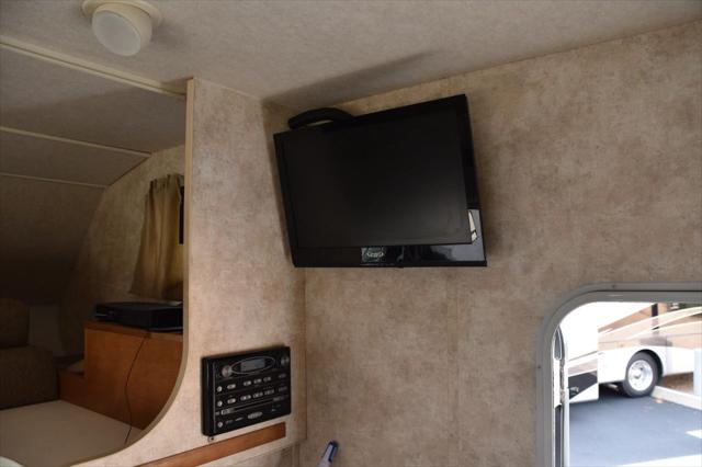 2013 Ford E-450 Cutaway WF224VR U-Joint 4 Wheel Drive