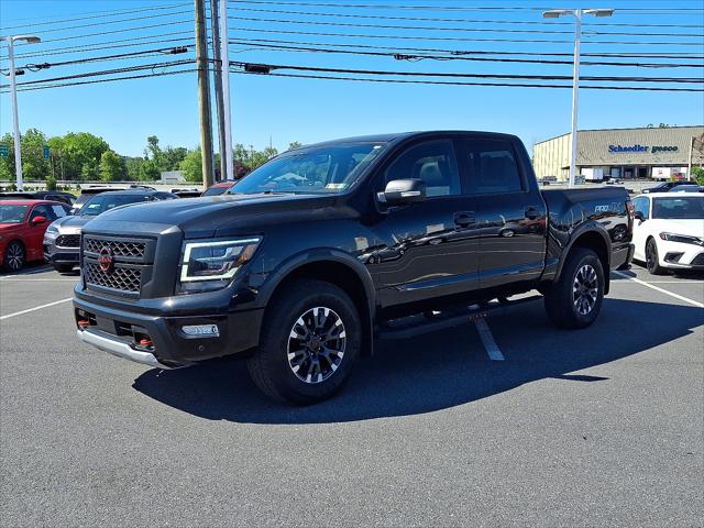 2024 Nissan Titan Crew Cab PRO-4X 4x4