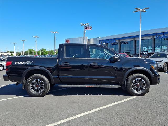 2024 Nissan Titan Crew Cab PRO-4X 4x4
