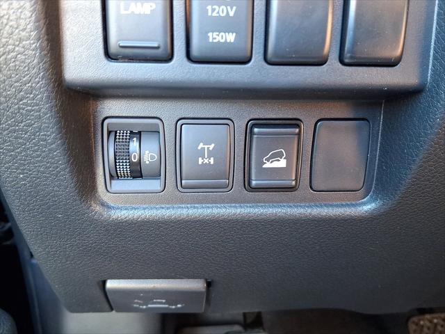 2024 Nissan Titan Crew Cab PRO-4X 4x4