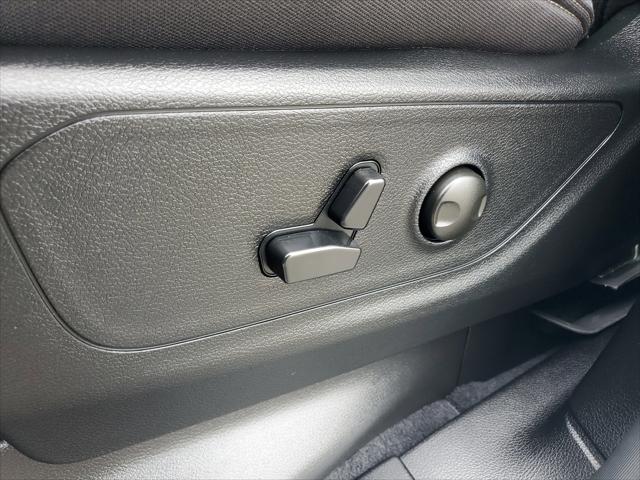 2025 Ram 1500 Big Horn Crew Cab 4x4 5'7" Box