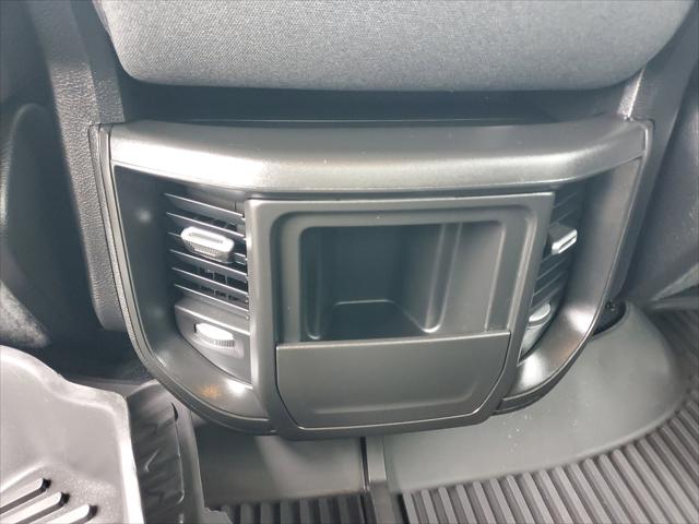 2025 Ram 1500 Big Horn Crew Cab 4x4 5'7" Box