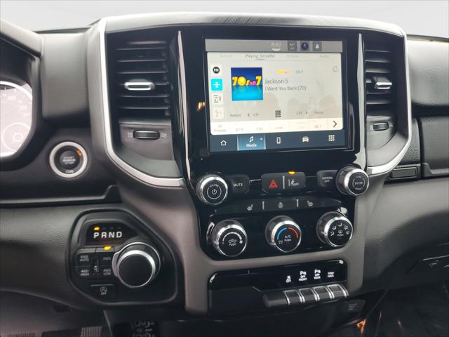 2025 Ram 1500 Big Horn Crew Cab 4x4 5'7" Box