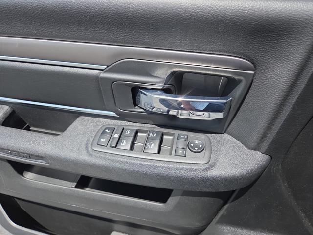 2022 Ram 1500 Classic Warlock Quad Cab 4x4 6'4" Box