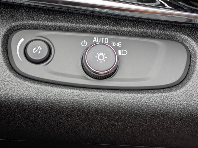 2026 Buick NV Sport Touring FWD