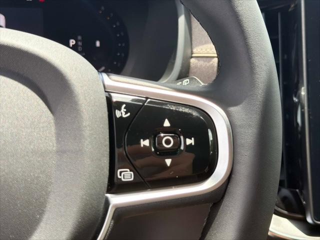 2026 Volvo XC90 Plus, B5 AWD Gas (mild hybrid), Gasoline, Bright, 7 Seats