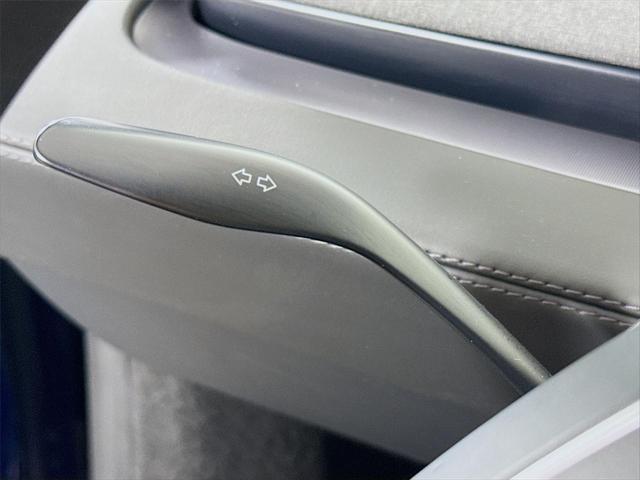 2026 Tesla Model Y Premium Rear-Wheel Drive