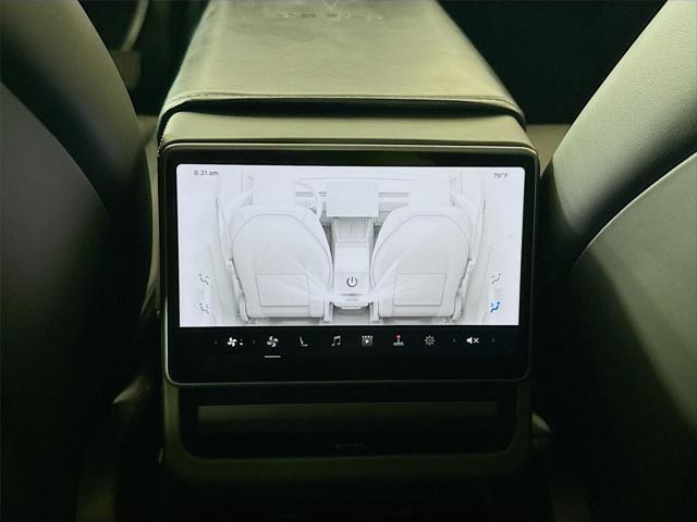 2026 Tesla Model Y Premium Rear-Wheel Drive