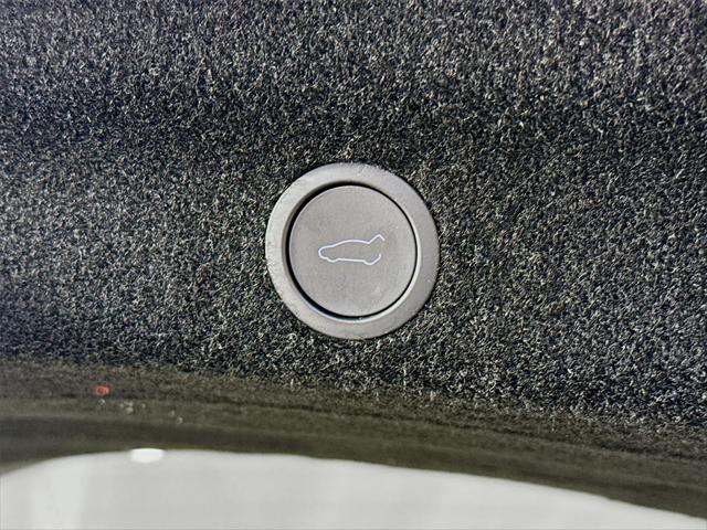 2026 Tesla Model Y Premium Rear-Wheel Drive