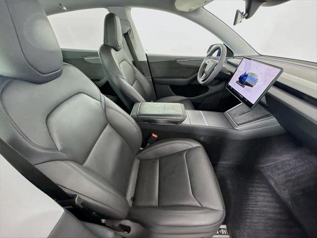 2026 Tesla Model Y Premium Rear-Wheel Drive