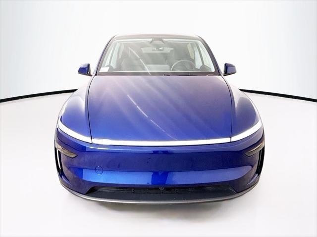 2026 Tesla Model Y Premium Rear-Wheel Drive