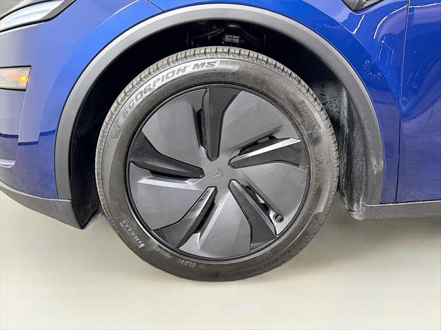 2026 Tesla Model Y Premium Rear-Wheel Drive