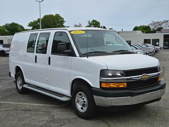 2024 Chevrolet Express Cargo Van RWD 2500 Regular Wheelbase WT