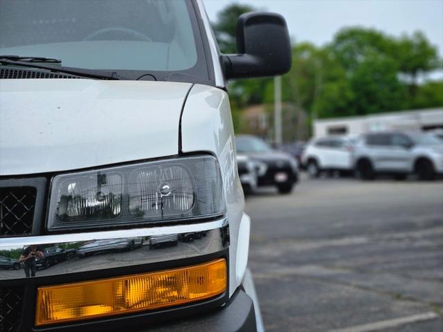 2024 Chevrolet Express Cargo Van RWD 2500 Regular Wheelbase WT