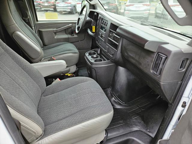 2024 Chevrolet Express Cargo Van RWD 2500 Regular Wheelbase WT