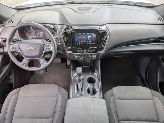2023 Chevrolet Traverse FWD LT Cloth