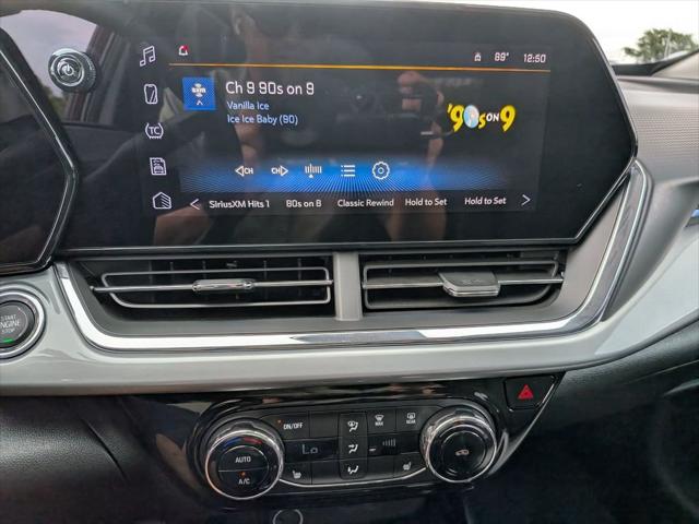 2025 Chevrolet Trax FWD LT