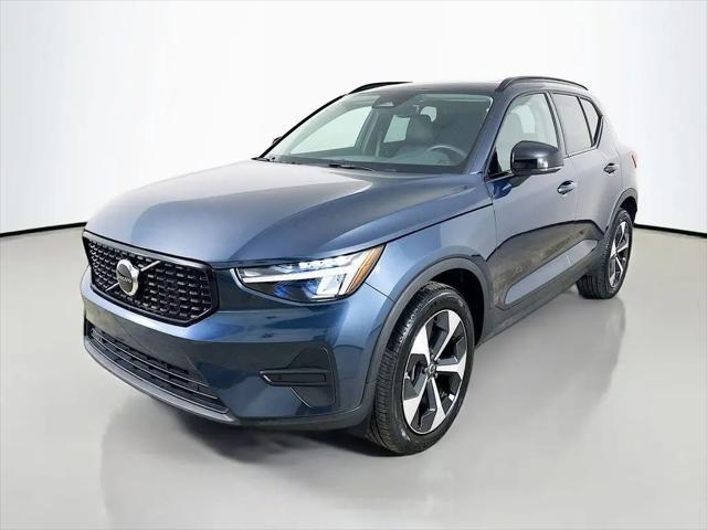 2026 Volvo XC40 Core, B5 AWD Gas (mild hybrid), Dark for sale in Dublin, OH