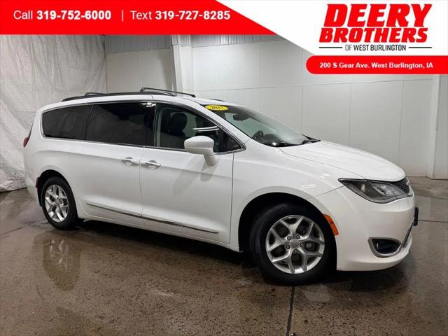 2017 Chrysler Pacifica Touring-L for sale in West Burlington, IA