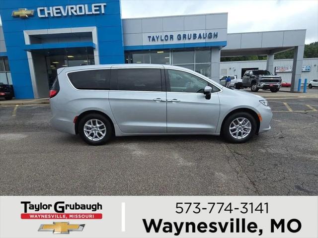 2023 Chrysler Pacifica Touring L for sale in Waynesville, MO