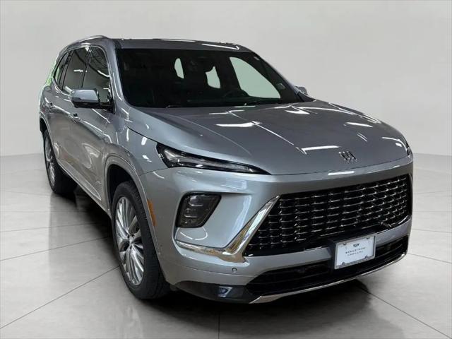 2025 Buick Enclave Avenir FWD for sale in Madison, WI