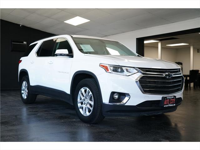 2020 Chevrolet Traverse FWD LT Cloth for sale in Fresno, CA