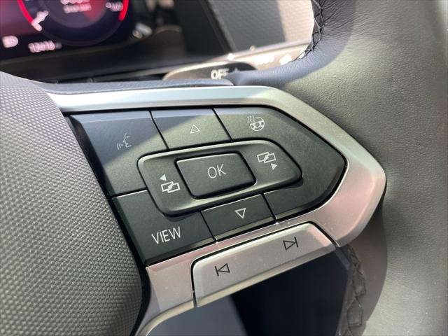 2024 Volkswagen Atlas Cross Sport 2.0T SEL R-Line