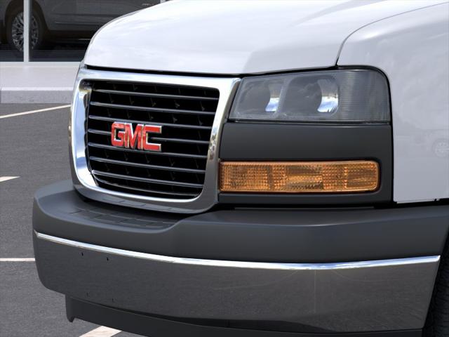 2026 GMC Savana Passenger 3500 Extended Wheelbase, LT, RWD
