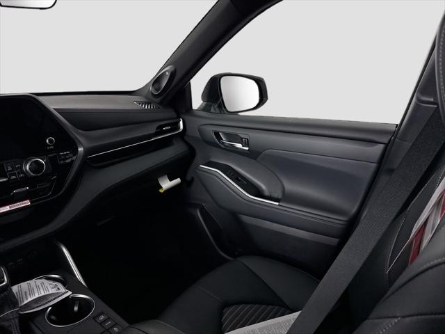 2026 Toyota Highlander XSE