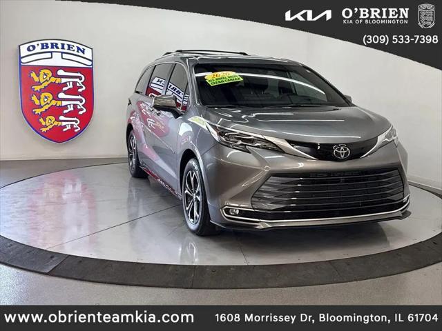 2026 Toyota Sienna Platinum for sale in Bloomington, IL