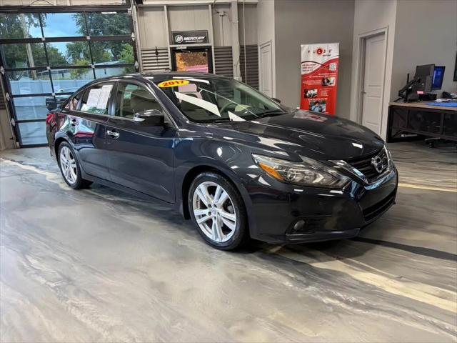 2017 Nissan Altima 3.5 SL for sale in Milford, OH