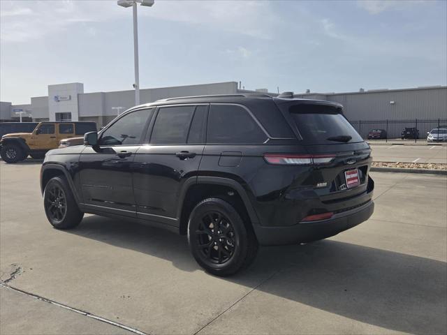 2026 Jeep Grand Cherokee GRAND CHEROKEE LAREDO ALTITUDE 4X2