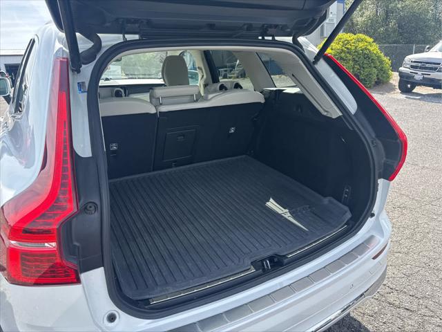 2022 Volvo XC60 B5 Inscription