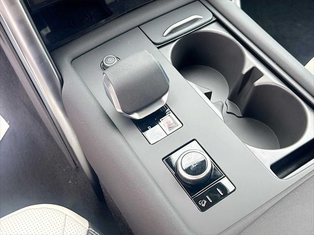 2026 Land Rover Discovery Gemini Edition
