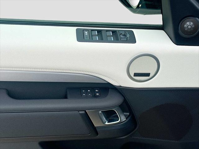2026 Land Rover Discovery Gemini Edition