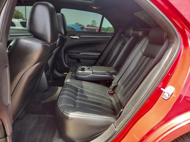 2016 Chrysler 300 S