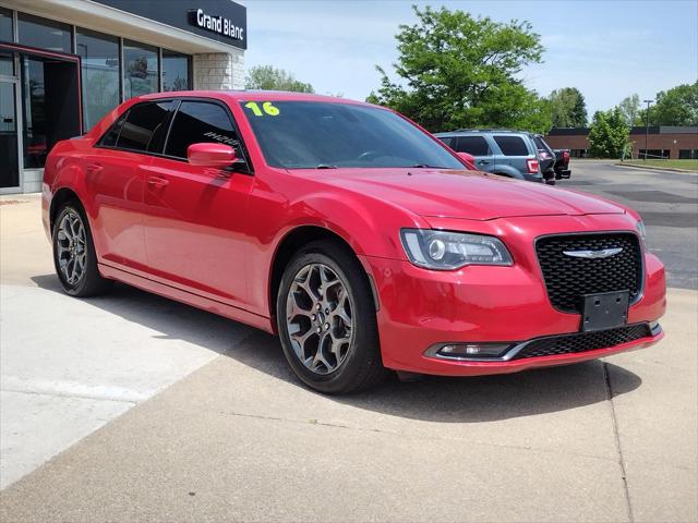 2016 Chrysler 300 S