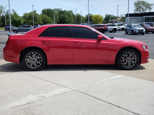 2016 Chrysler 300 S