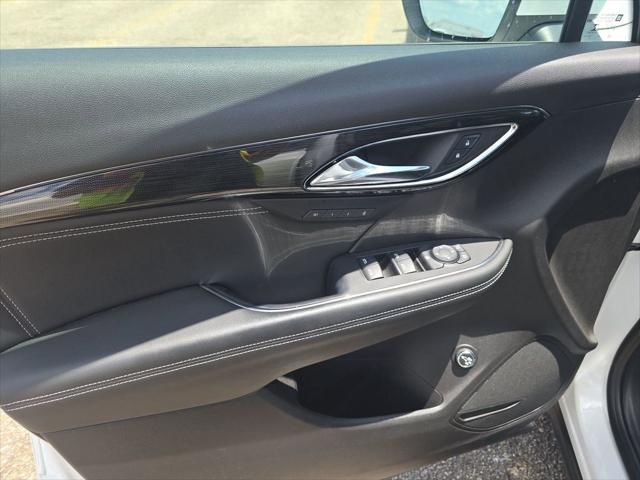 2023 Buick Envision Essence FWD